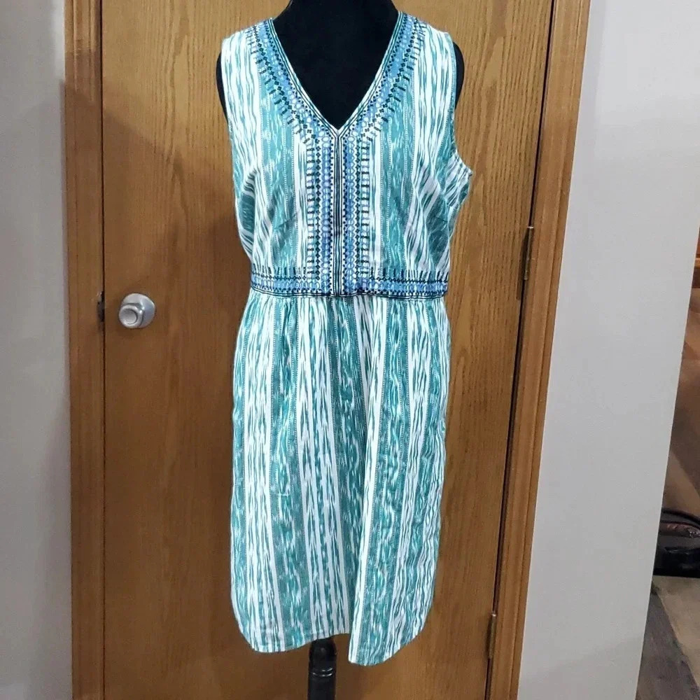 J Jill embroidered sleeveless tunic style blue green lined cotton dress
